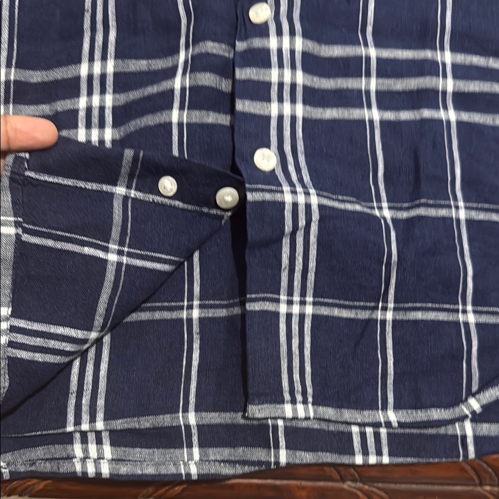Saks Fifth Avenue Blue and White Plaid Casual Shirt 💯 linen - Picture 6 of 7